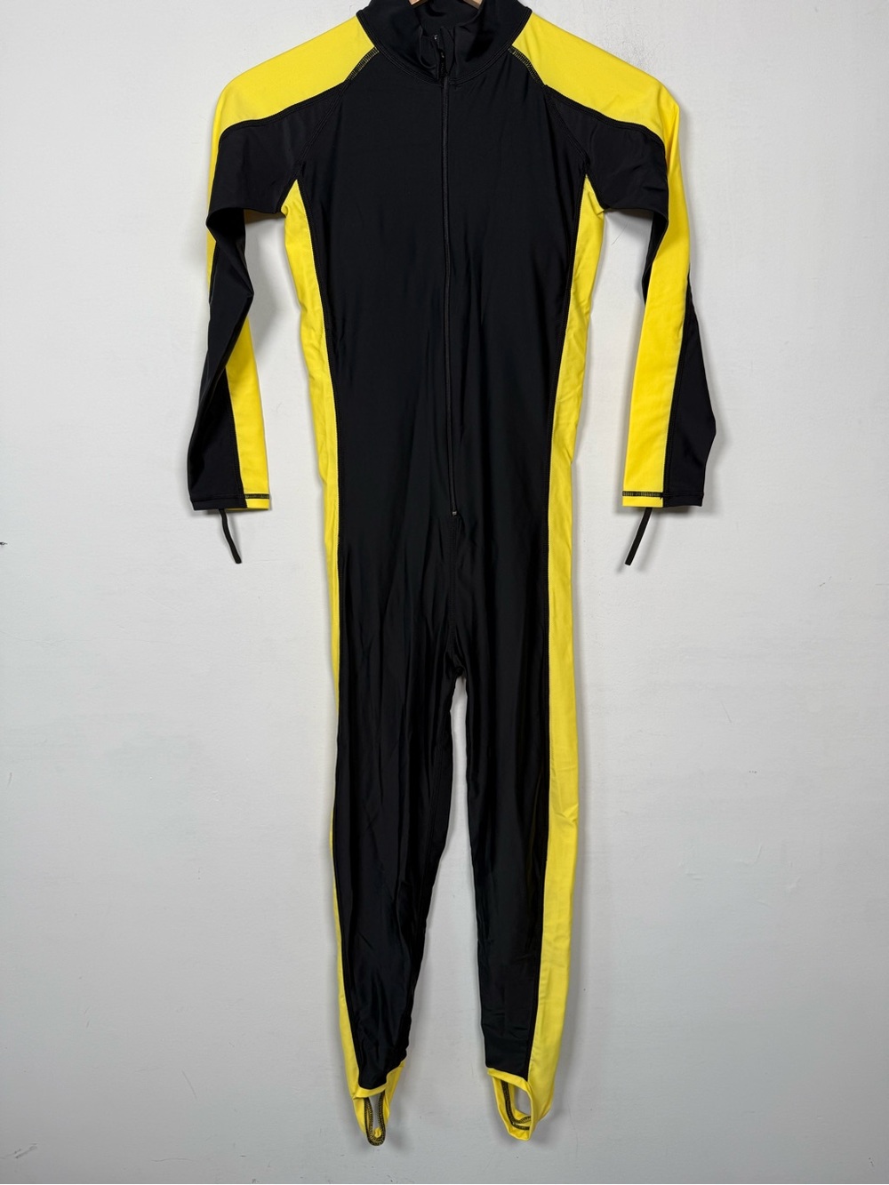 SBART Women’s Full Body Dive Skin Rash Guard Wetsuit Yellow Black Sz M Like New